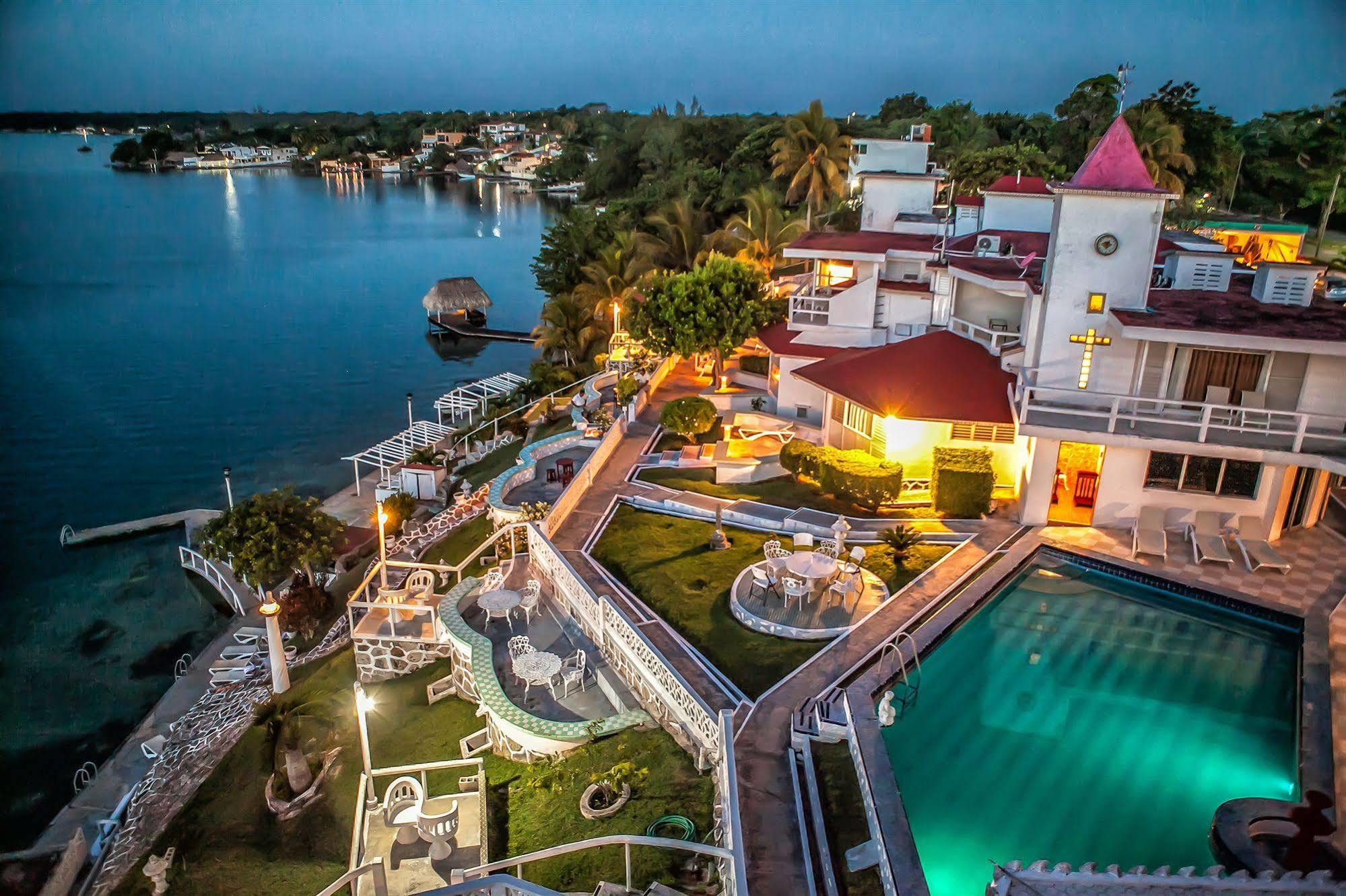 Hotel Laguna Bacalar Ngoại thất bức ảnh